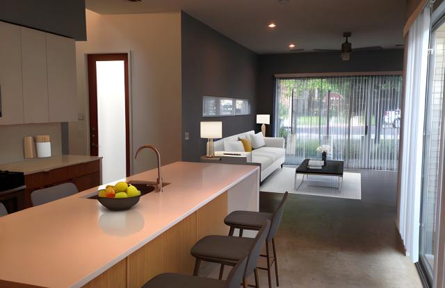 UT PRE-LEASE: 2009 Constructed 6 Bedroom / 3 Bath Home with Hot Tub - Open floor plan / Great Kitchen - 4525 Depew Avenue, Austin, TX 78751