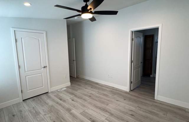 20683 Waalew Road Gallery 3