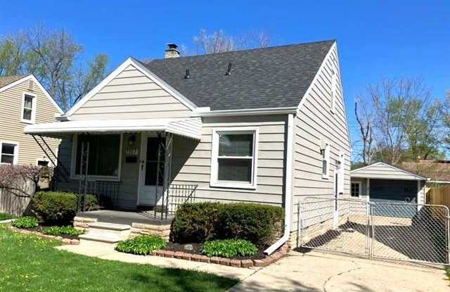 1517 E CHESTERFIELD Street photos photos