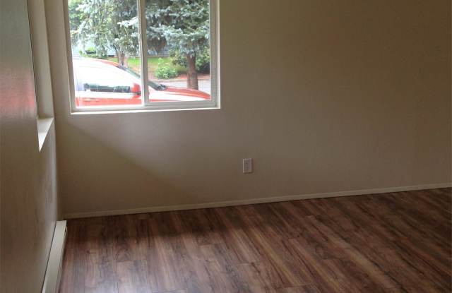 2122 Rhodora St. Gallery 3