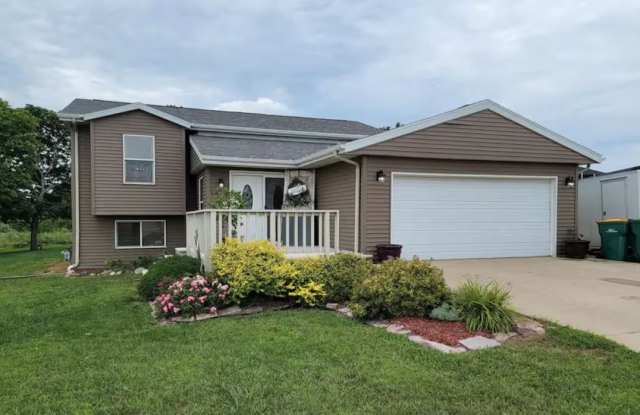 2803 Sportsmans Dr photos photos
