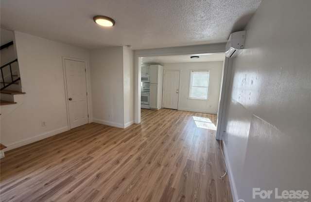 421 Honeywood Avenue unit: B5 photos photos