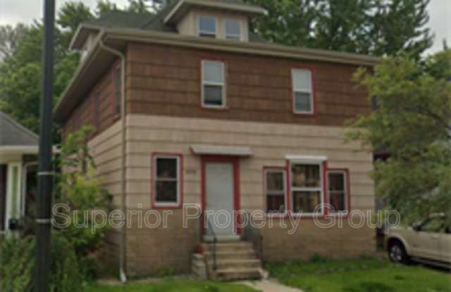 1975 E Washington Ave - 1975 East Washington Avenue, Madison, WI 53704