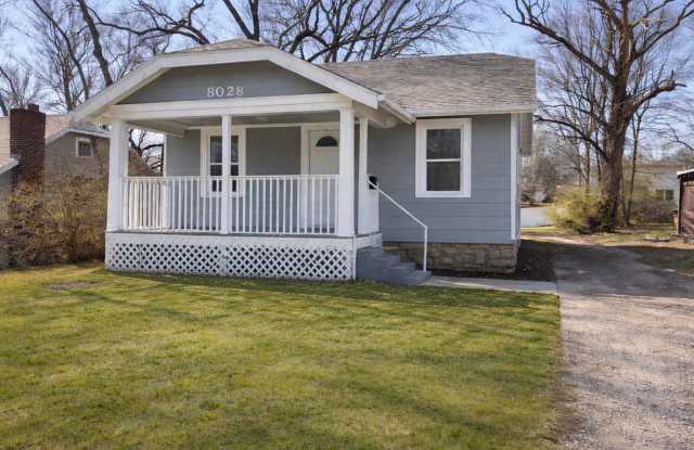 Cute Two Bedroom Home photos photos