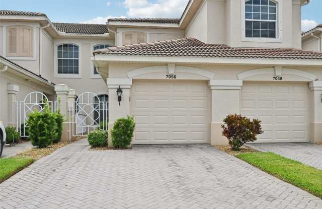 7050 PROSPERITY CIRCLE photos photos