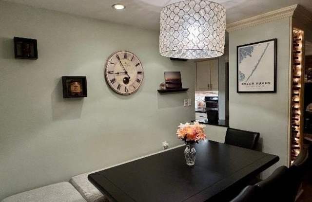 72 PARK AVE photos photos