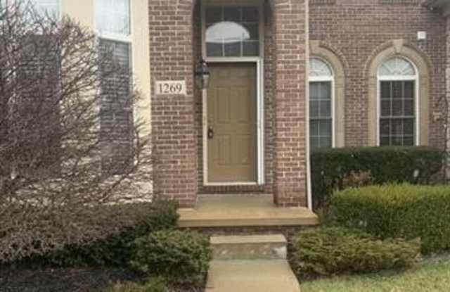 1269 W CRYSTAL Circle - 1269 West Crystal Circle, Canton, MI 48187