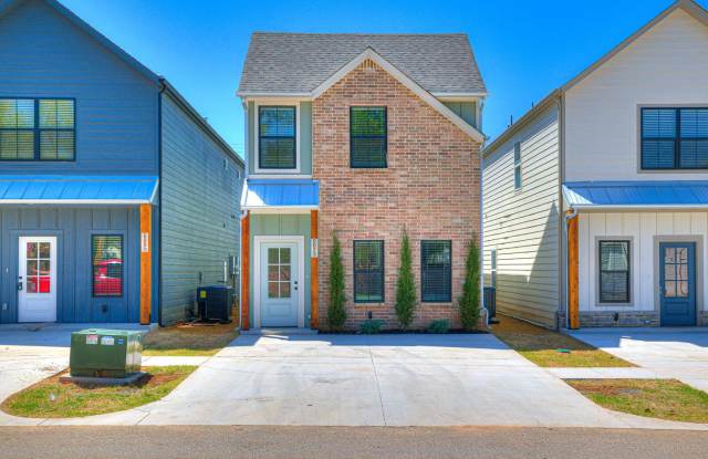 Brand New Duplexes Downtown Edmond photos photos