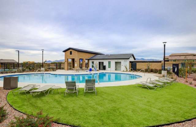 $500 OFF FIRST MONTHS FULL RENT! photos photos