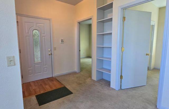 Beautiful 2nd story unit with beautiful view in Point Richmond.. Open house 11/07/2025 bet 10:30a to 11:30a - 219 Clarence Street, Richmond, CA 94801