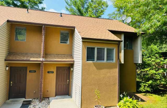3 Bedroom 2.5 Bath Townhouse photos photos