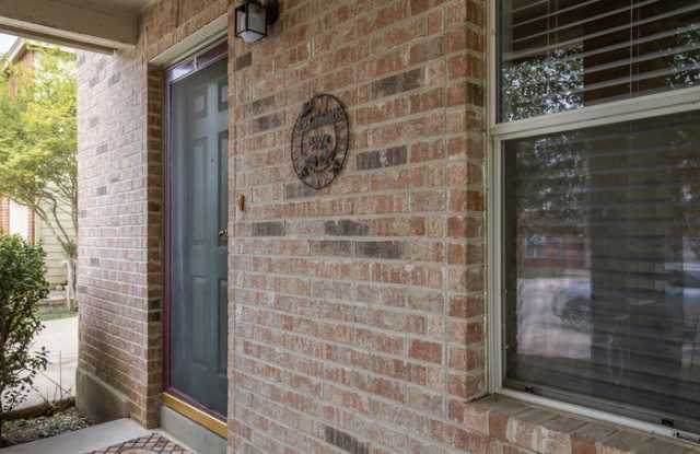 683 Cherokee Boulevard Gallery 3