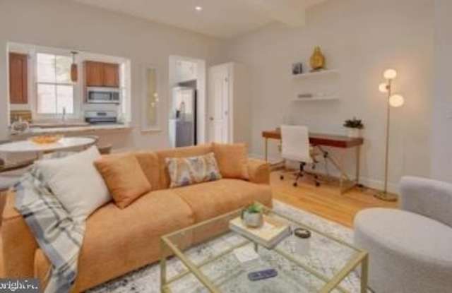 208 T Street NE unit: 4 - 208 T Street Northeast, Washington, DC 20002