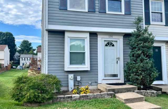 Charming 2 Bedroom/2 Bathroom in Laurel Valley! photos photos