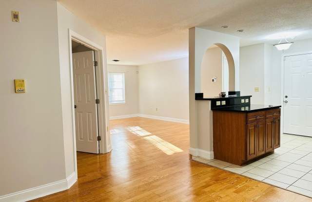 450 Brookside Dr Gallery 4