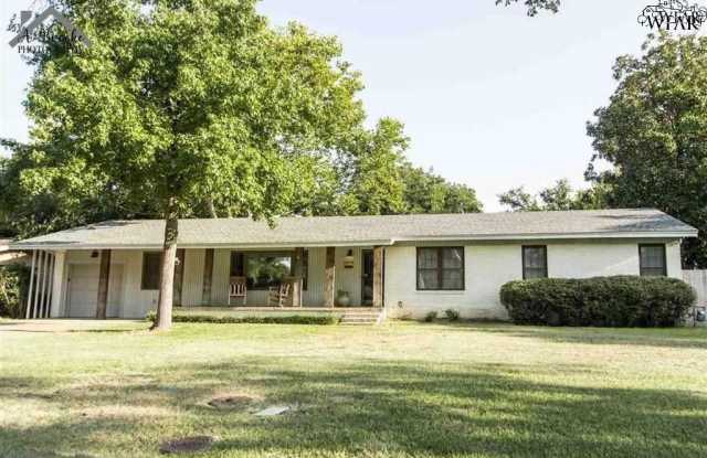 2414 FAIN STREET - 2414 Fain Street, Wichita Falls, TX 76308