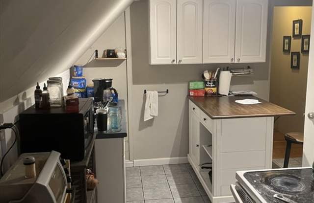 16 Hinckley St - 16 Hinckley Street, Boston, MA 02125