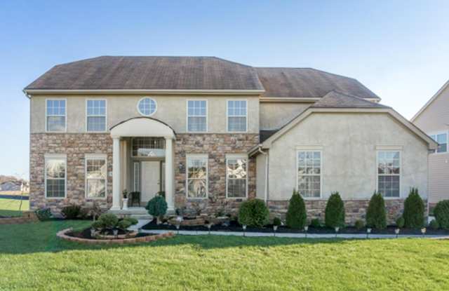 7635 Kelly Drive - 7635 Kelly Drive, Dublin, OH 43016