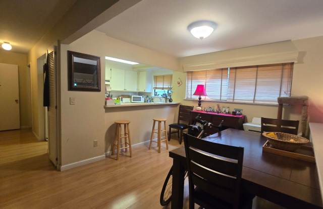 Updated 3BR/2BA Condo in Prime Sebastopol Location! photos photos
