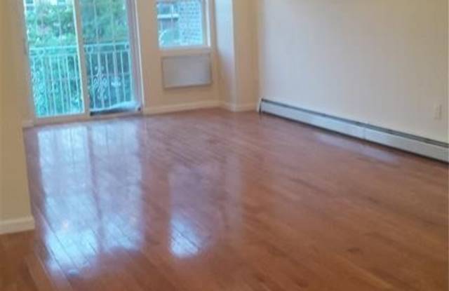 2025 Chatterton Avenue Gallery 2
