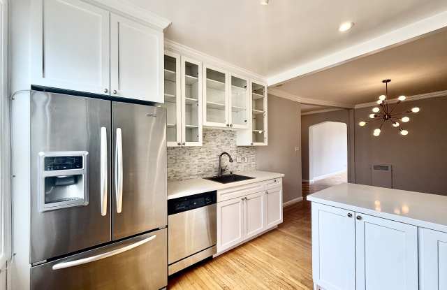 2235 Laguna St photos photos