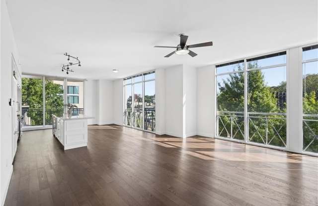 1820 Peachtree Street NW Gallery 1