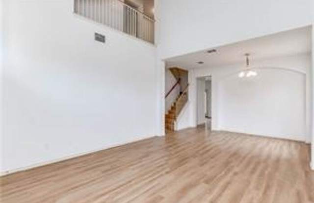 13401 Tossa Lane Gallery 4