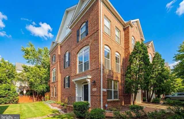 5256 BESSLEY Place Gallery 2