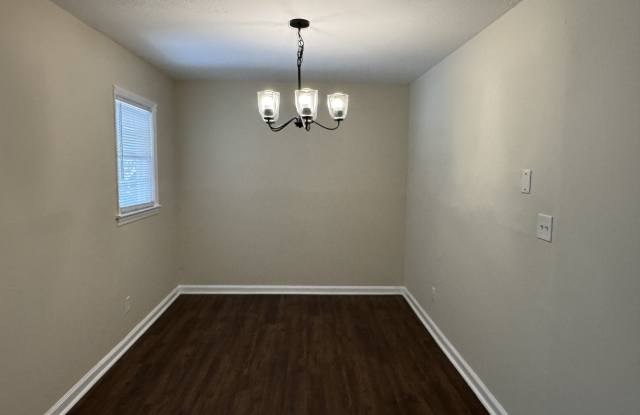 1735 Celia Dr Gallery 4