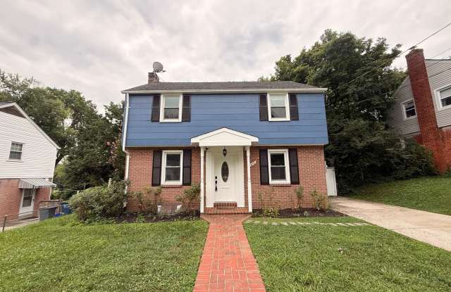 Close in Silver Spring UPDATED 3 bed + 2 BA Gallery 1