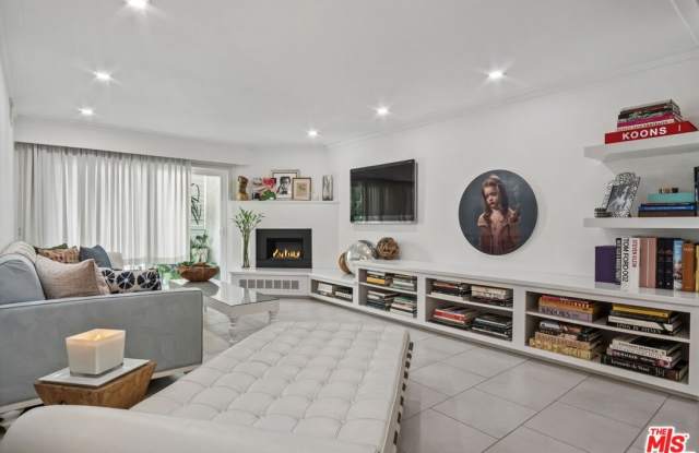 1230 Horn Ave unit: 304 photos photos