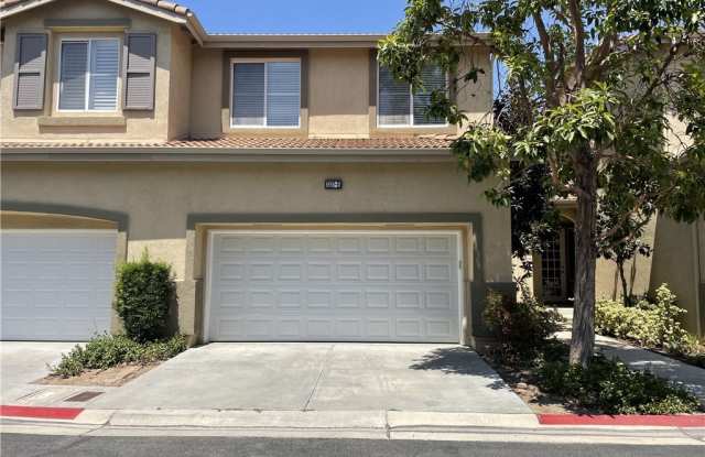 3337 E Rosedale Lane Gallery 2