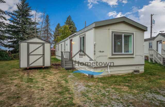 2 Bedroom 1 Bath Home with Off-Street Parking Available in Coeur d'Alene! photos photos