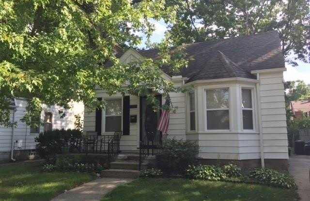 232 E WOODLAND Street Gallery 1