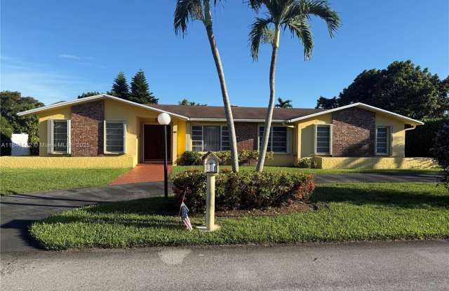 9824 SW 123rd Ter photos photos