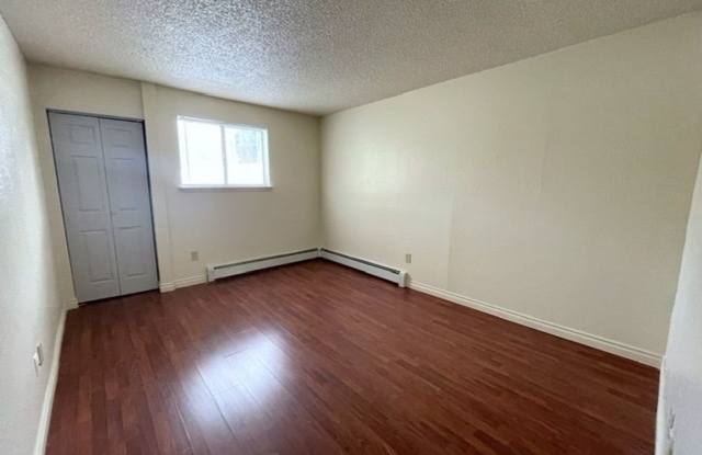 East Anchorage Condo with Laminate Flooring and Large Closets! photos photos