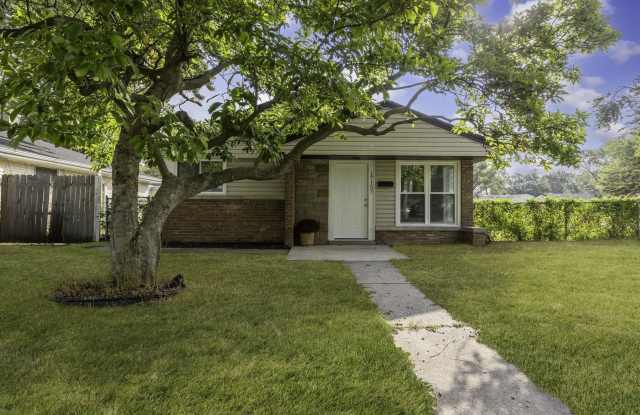 17157 Chicago Avenue photos photos