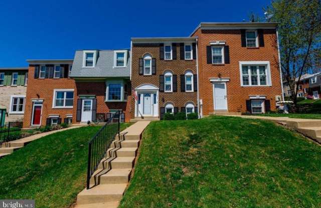 726 ROBINWOOD DRIVE Gallery 2