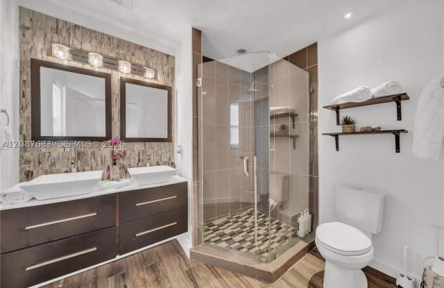 710 NE 141st St photos photos 710 NE 141st St photos photos