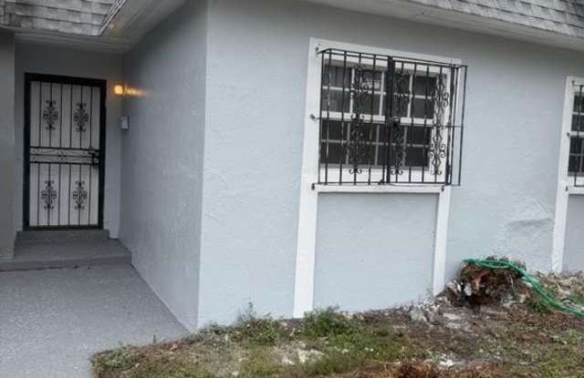 3884 NW 207th Street Rd photos photos