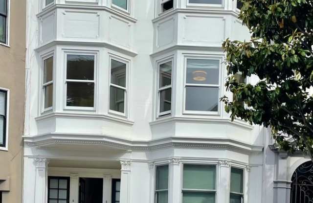 Ashbury Heights High Style! Newly Remodeled 3 BR/1BA Flat! Views!  PROGRESSIVE Gallery 2
