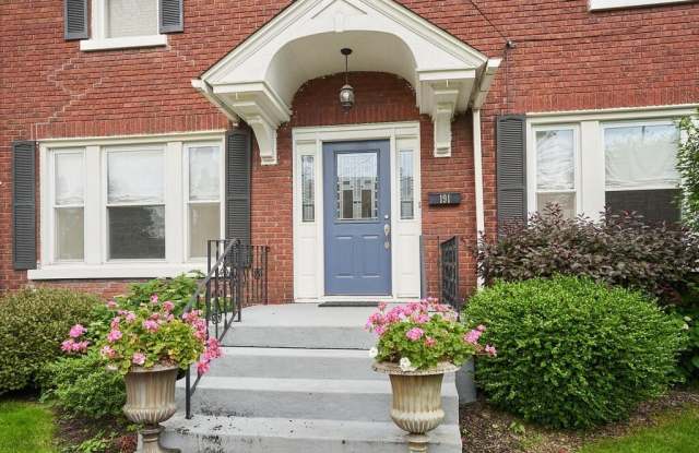 191 N Portage Path Gallery 2