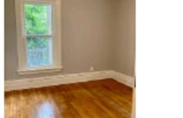 514 East Johnson Street - 1 Gallery 3