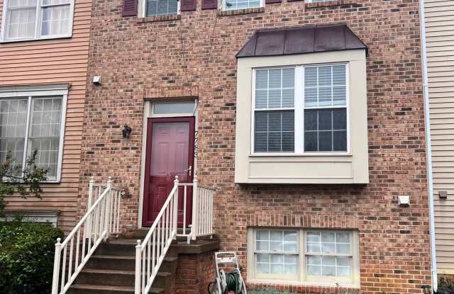 7783 BLACK HORSE COURT photos photos
