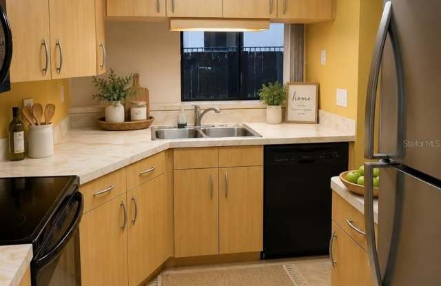 14724 NORWOOD OAKS Drive Gallery 3