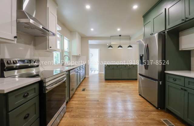 5 Bed 3 Bath Claremore Brand New Renovation! Gallery 4