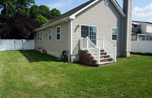 70 Clark Avenue - 70 Clark Avenue, Massapequa, NY 11758