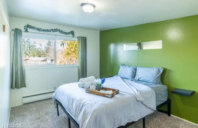 8910 WASHINGTON BLVD SW - 8910 Washington Boulevard Southwest, Lakewood, WA 98498