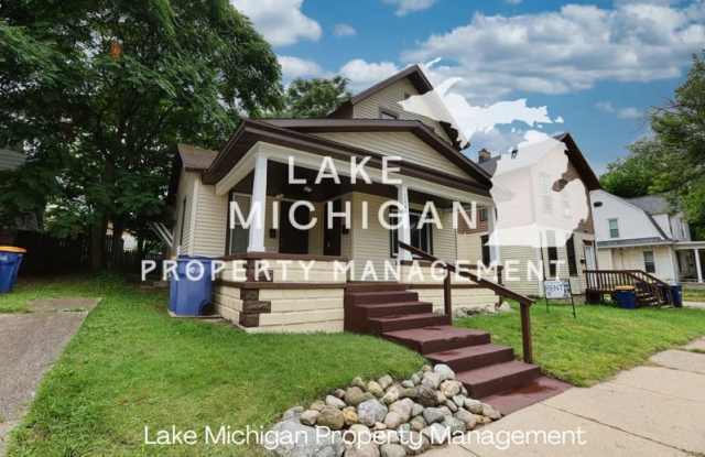 744 Lake Michigan Drive NW - 744 Lake Michigan Drive Northwest, Grand Rapids, MI 49504