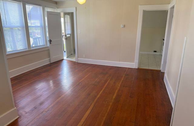 800 6th St NW #2 photos photos